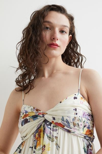 Long satin dress | H&M (UK, MY, IN, SG, PH, TW, HK)