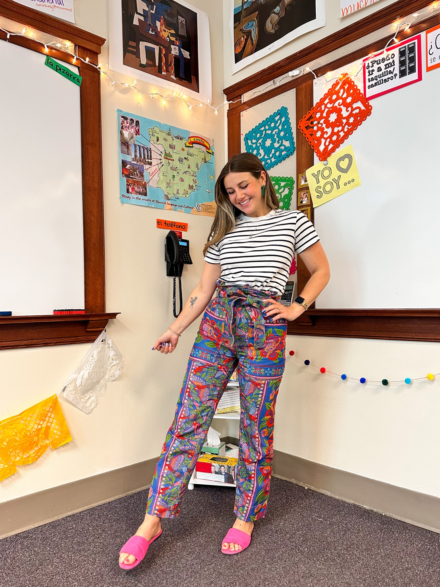 Pants are Farm Rio 🌈🌺