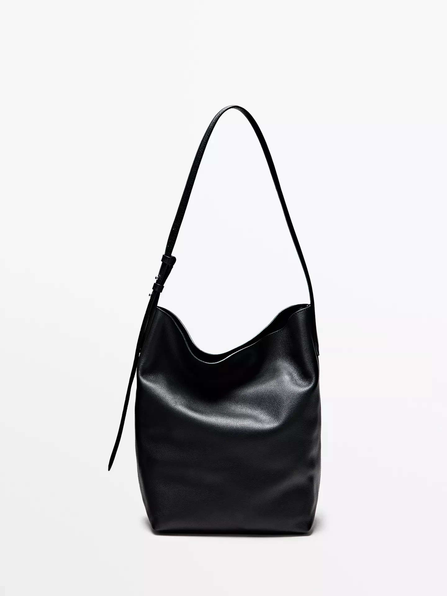 Nappa leather bucket bag | Massimo Dutti UK