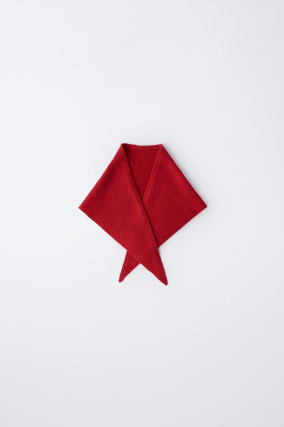 FINE KNIT TRIANGULAR SCARF | Zara US