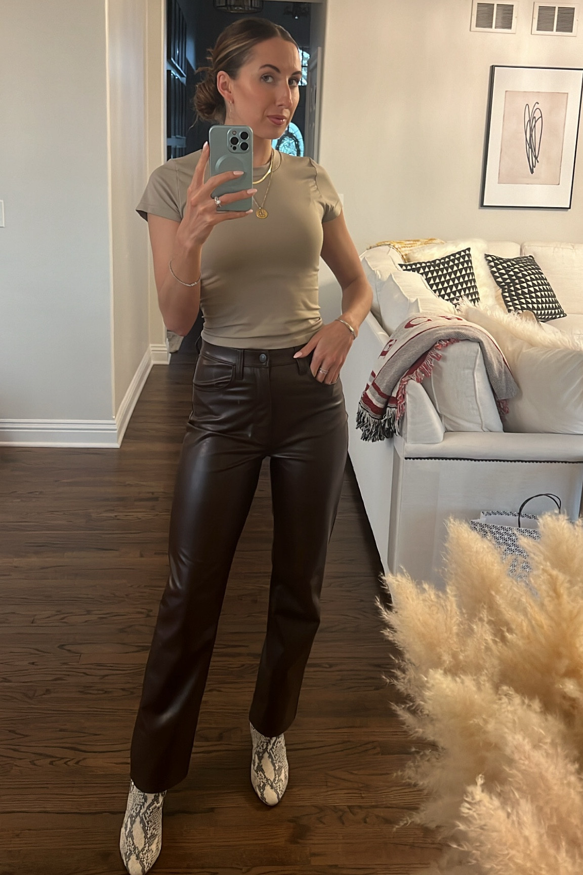 Casual Day or Dinner Outfit

Switch out the boots for a pair of pumps to dress this look up 

Faux leather pants crop top aritzia 
Abercrombie neutral outfit date night work outfit 

#LTKfindsunder100 #LTKworkwear
