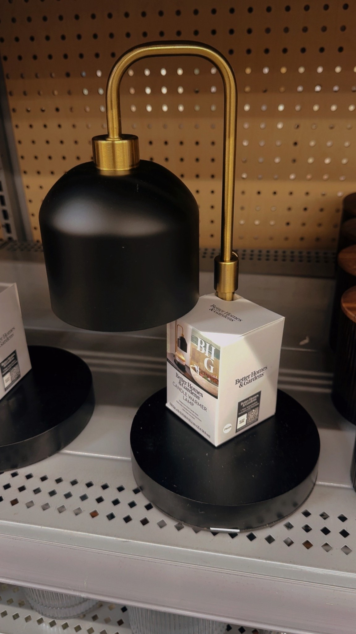 Candle girlies, you need this 👀🖤 this warmer melts your candles perfectly — no flame, no smoke, just pure cozy vibes ✨ 

#LTKHome