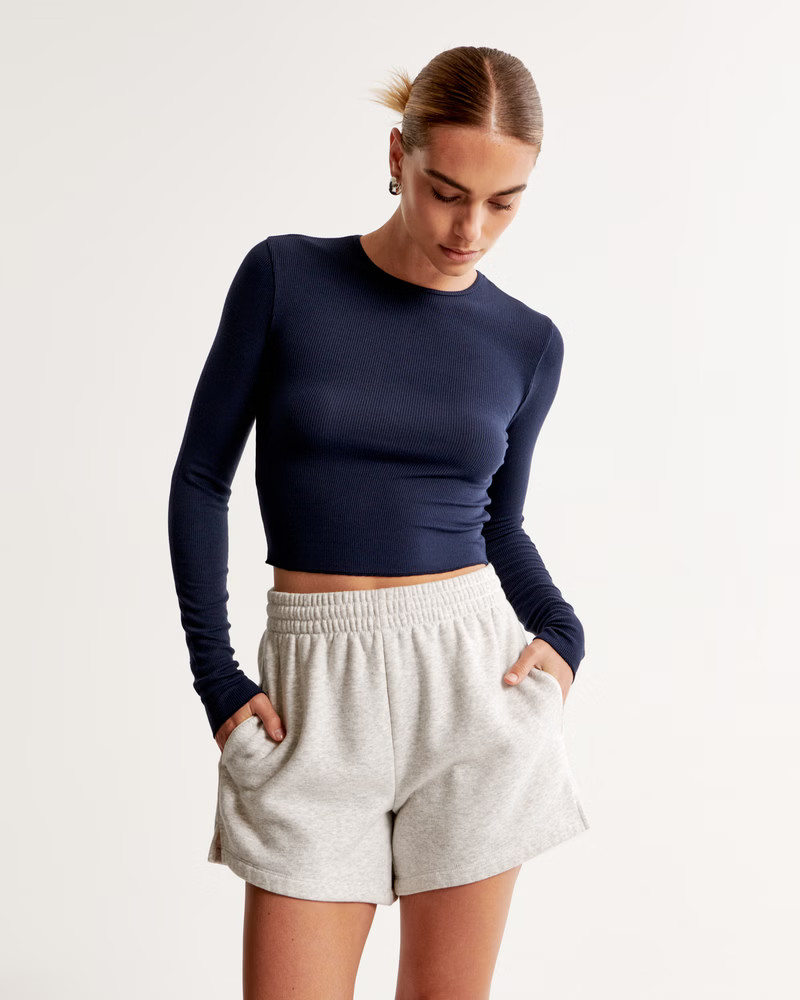 Long-Sleeve Featherweight Rib Cropped Crew Tee | Abercrombie & Fitch (US)