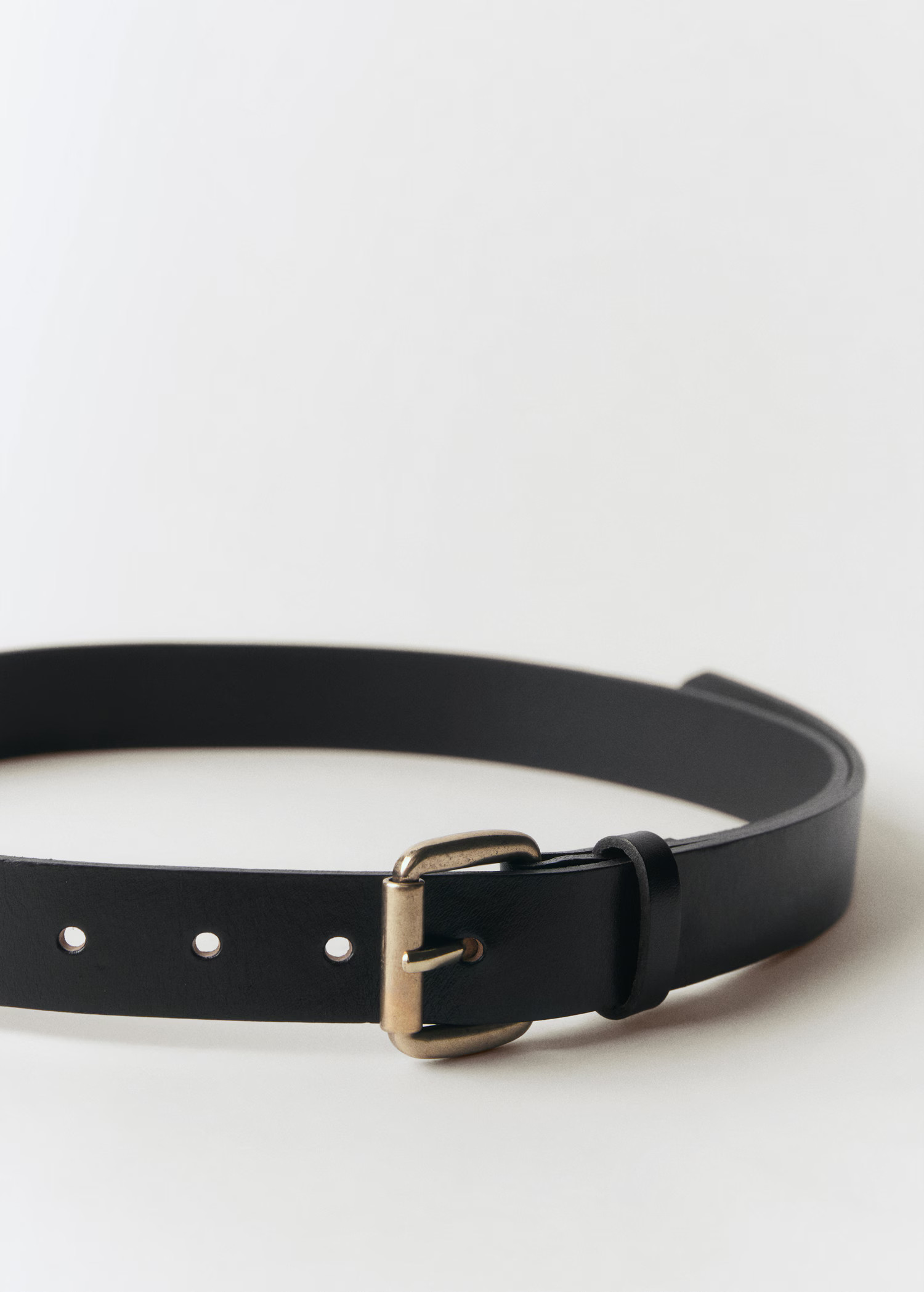 Leather belt with square buckle | Mango (US/MX/AU)