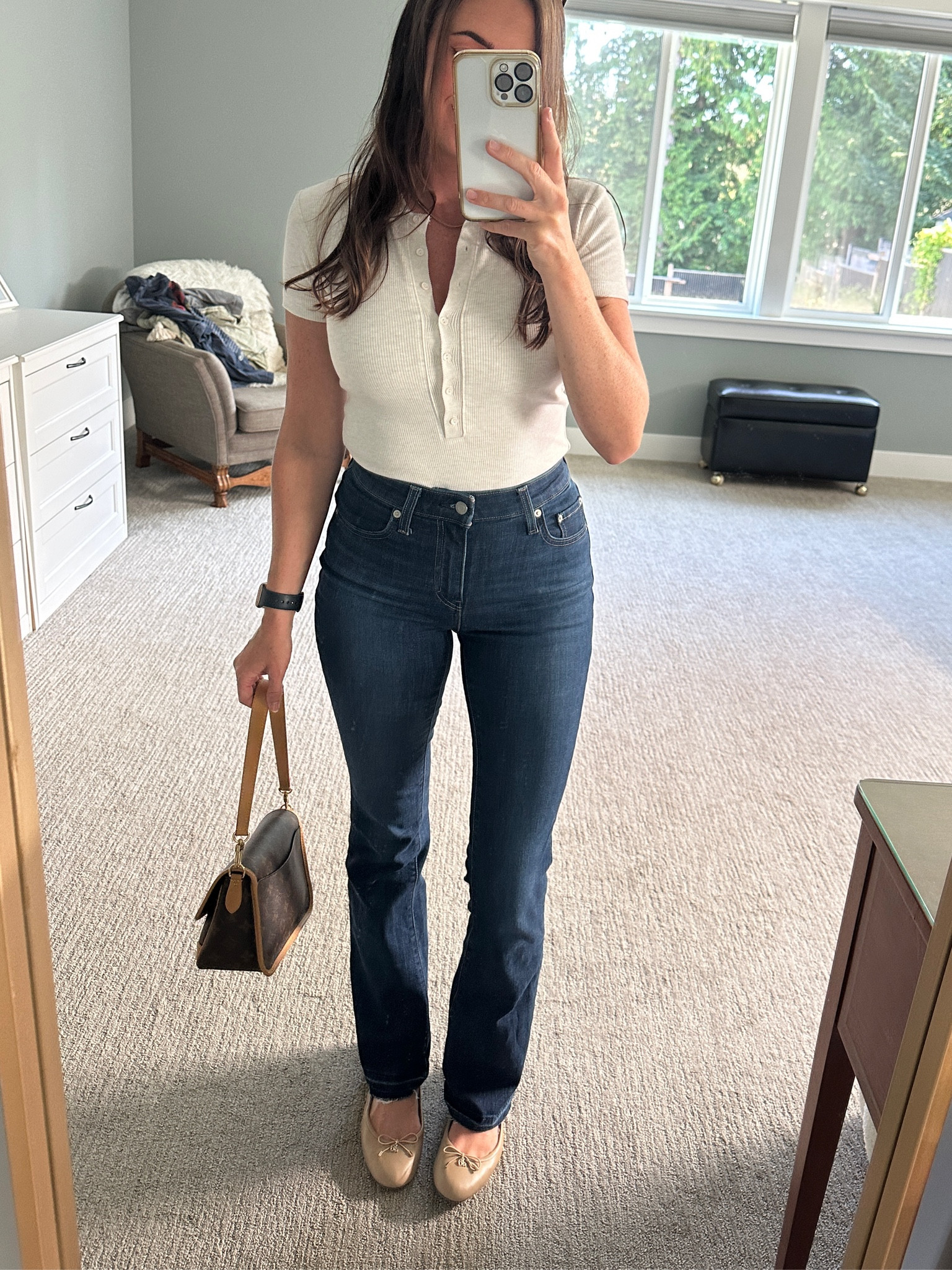 Bootcut jeans tts - super stretchy tho 

#LTKworkwear #LTKcanada #LTKdatenight