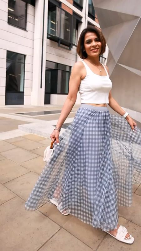 White Cropped Vest Top Gingham Double-Layered Mesh Tulle Midi Skirt in Green White Mini Bag Holidays Outfit Everyday Outfit Casual Weekend Outfit

#LTKstyletip #LTKeurope #LTKtravel
