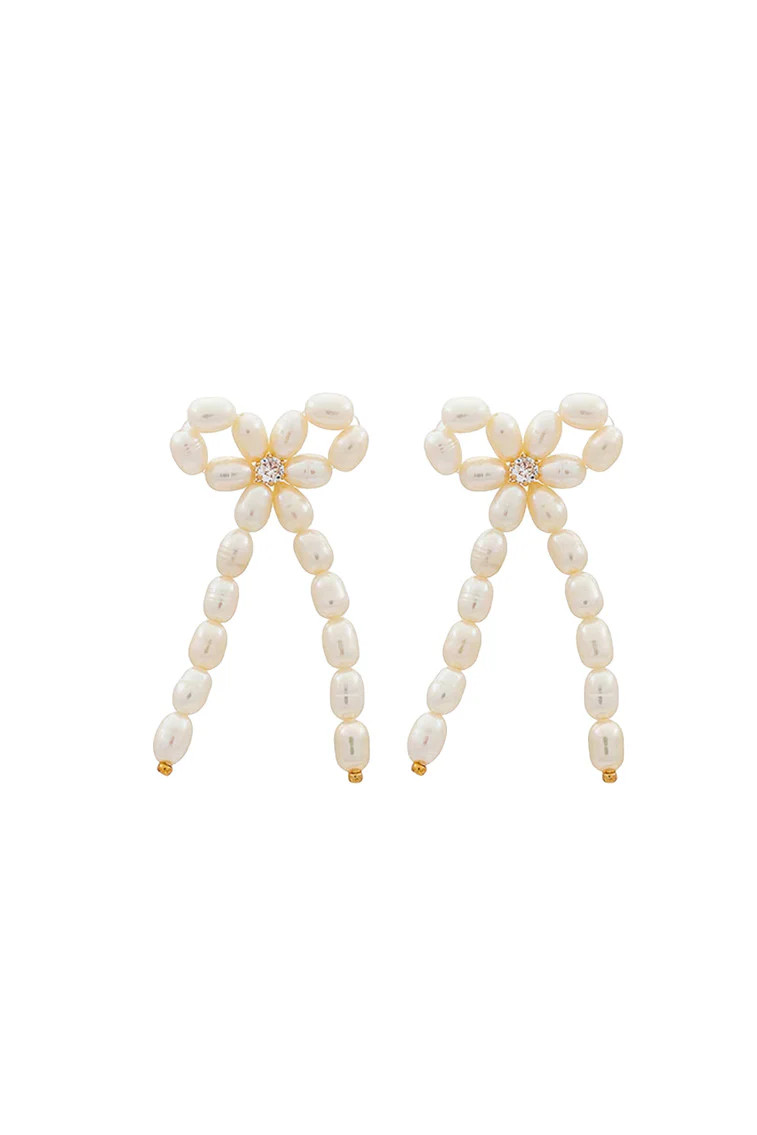 Shashi Bow Pearl Earings | LoveShackFancy