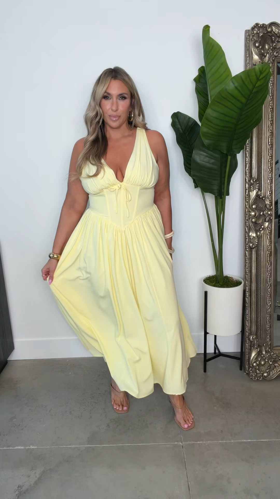 Super flattering Dress size XL. Not wearing a bra; wearing the nips. The neckline is lower you will need a plunge bra or to pair. Anklet fits a thick anklet. Linked similar shoes


#springdress #summerdress #resortwear

#LTKootd #LTKMidsize