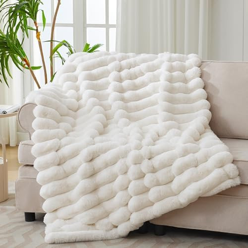 VFROO Faux Fur Throw Blanket for Couch,Cozy Soft Plush Thick Striped Luxury Blanket for Sofa Livi... | Amazon (US)