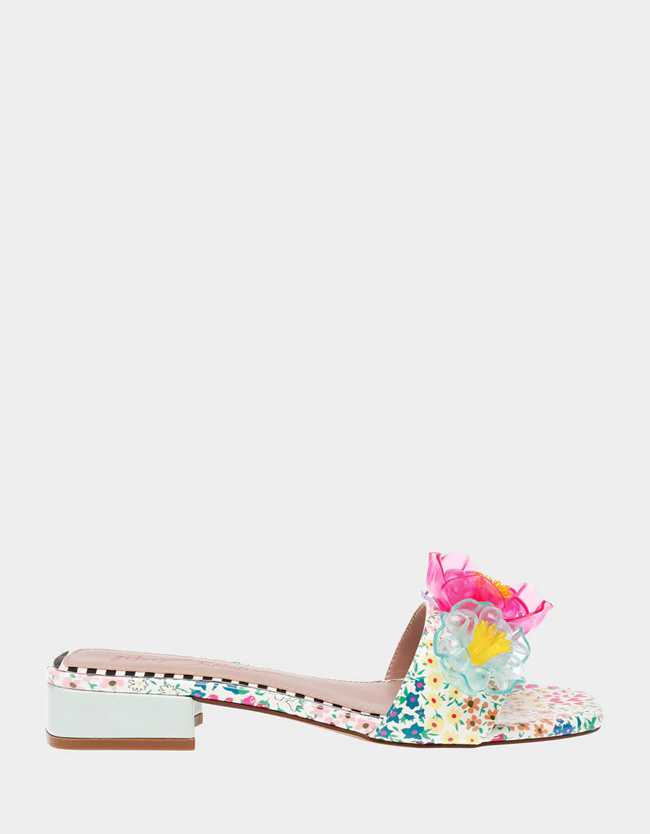 BRICE WHITE MULTI | Betsey Johnson