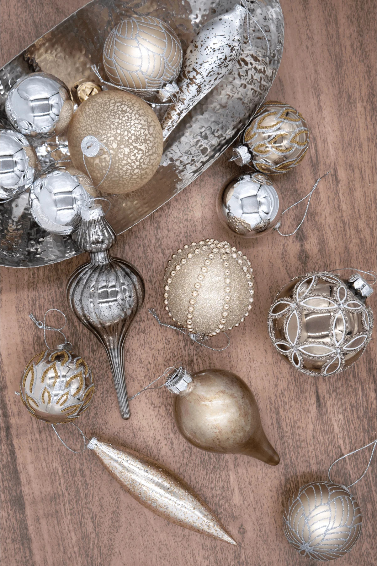 Mixed Metals 15-Piece Glass Ornament Set (Silver-Gold) | King of Christmas