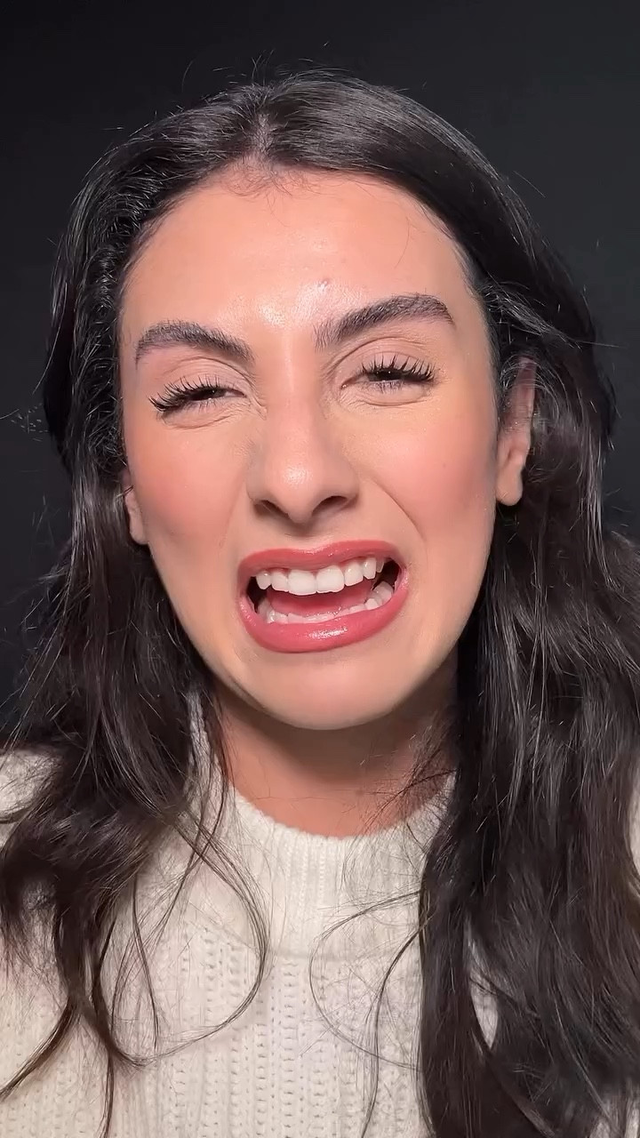 Como que pode eu nunca ter testado essa obra prima da @dailus??? Tô em choque!!!

Tem lá na @padronperfumaria! 

*publicidade #publicidade 

Vocês já usaram?