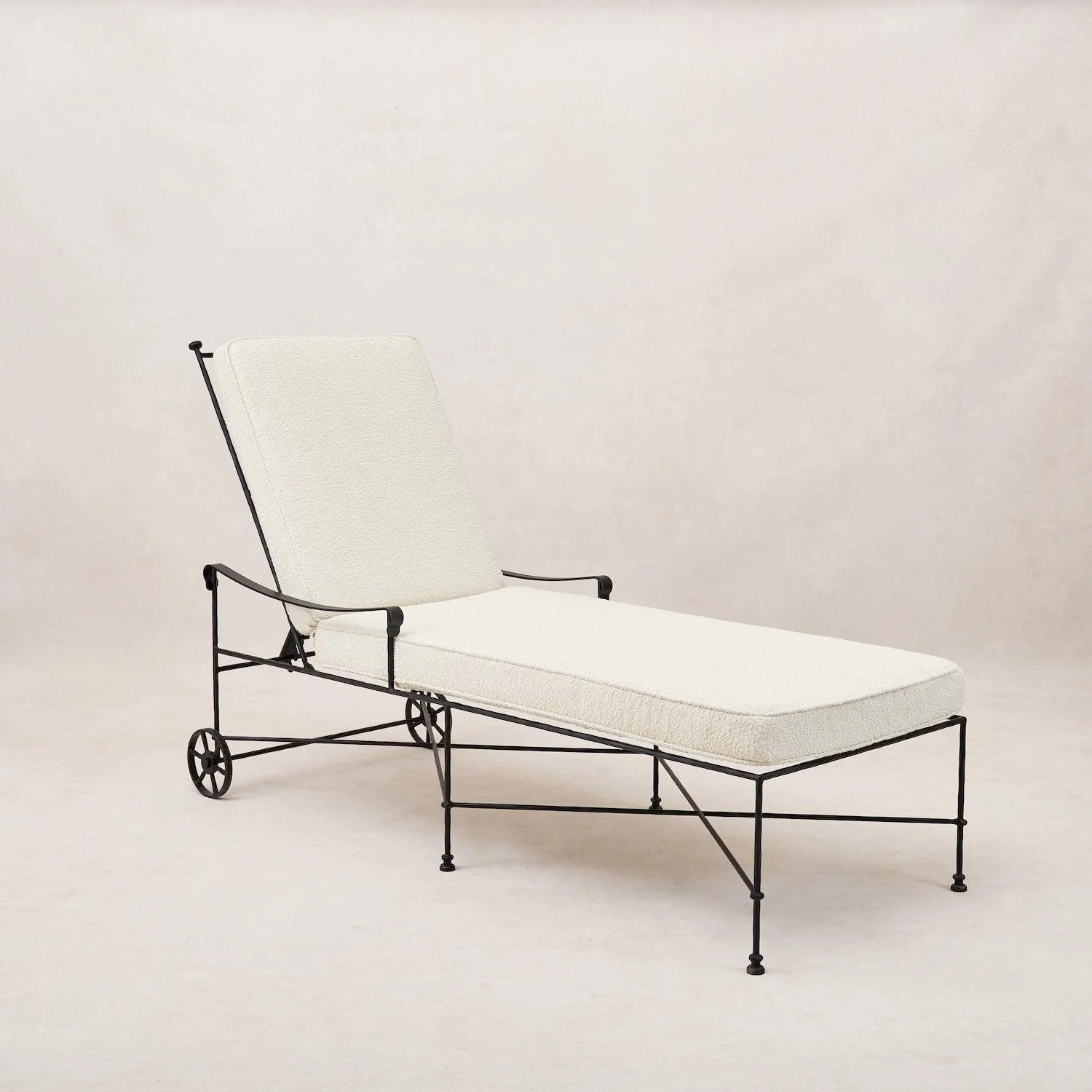 Provence Outdoor Chaise Lounge - Black Frame Boucle | House of Leon