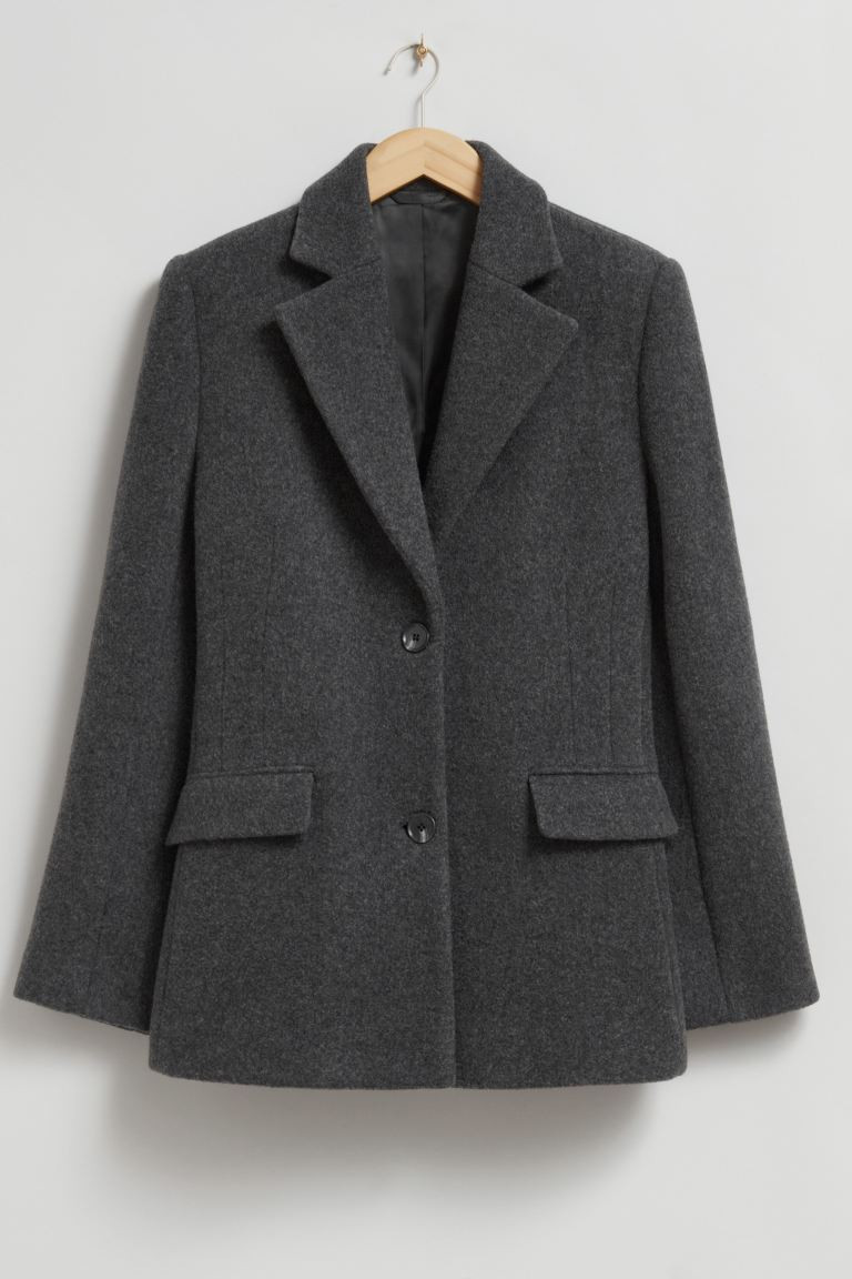 Oversized Blazer | H&M (UK, MY, IN, SG, PH, TW, HK)