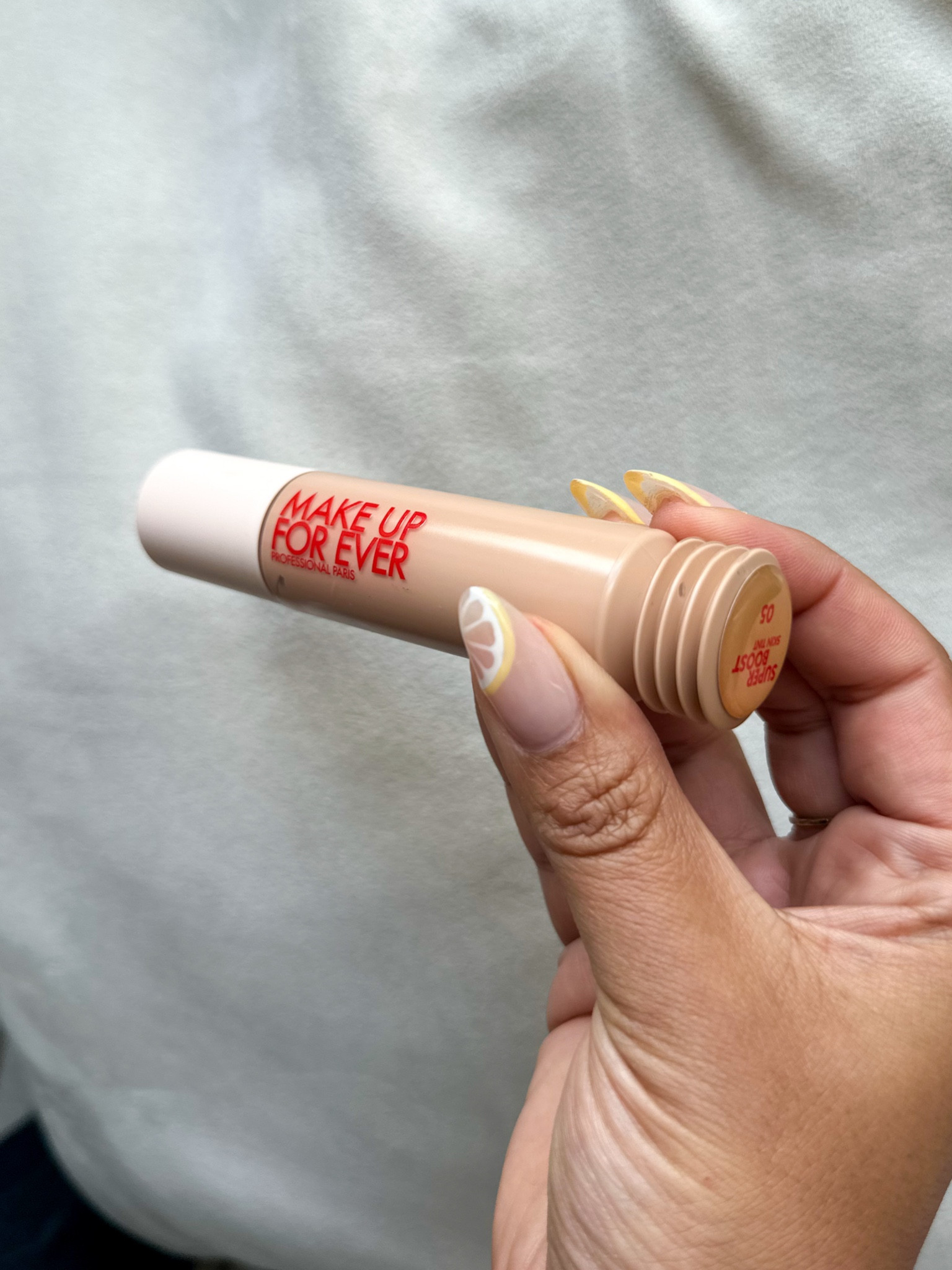 This is the absolute best light foundation that lightly covers the skin just enough to gently even out the tone. Super sheer and feels like you’re wearing nothing! And it’s super hydrating. This will be my go-to summer base. I’m obsessed 🙌🏾

#LTKBeauty #LTKSeasonal