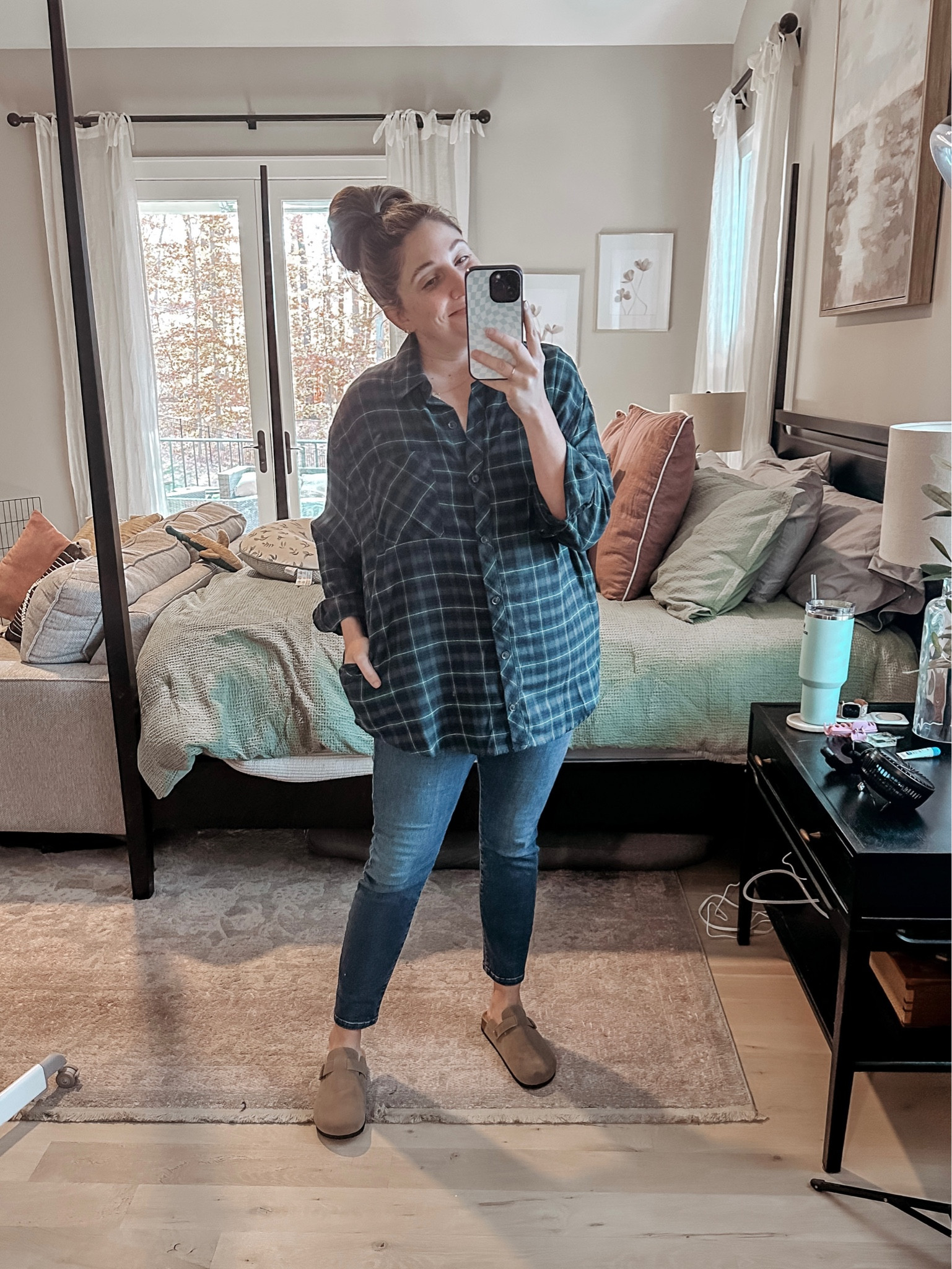 Postpartum ootd
Flannel XL / jeans 15 (wearing Mae band with them) / shoes tts 

#LTKsalealert #LTKmidsize #LTKstyletip