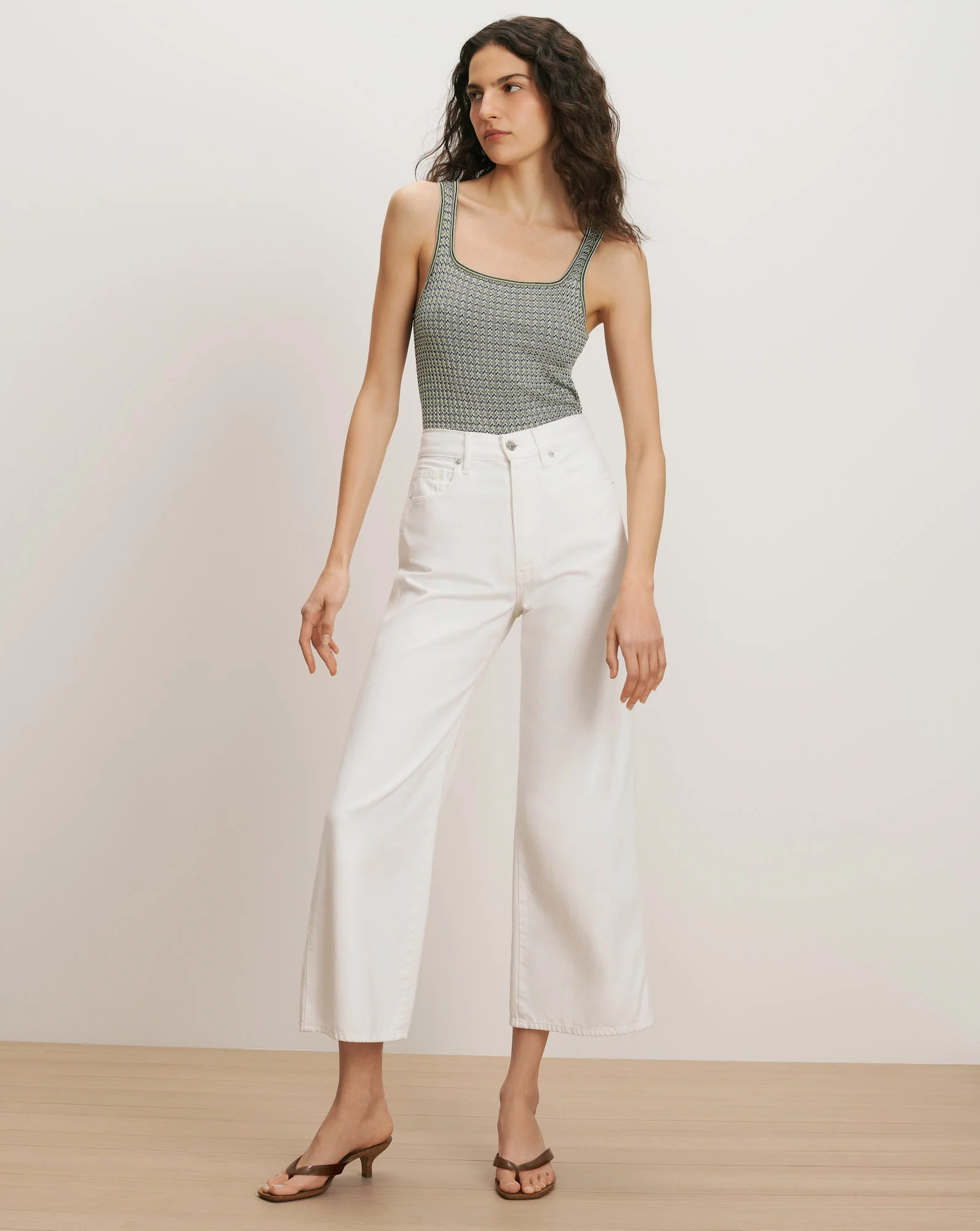 Veronica Beard Taylor Cropped Wide-Leg Jean White | Veronica Beard