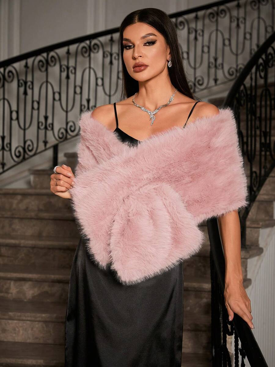 Allurite Women's Solid Color Toca Faux Fur Cape, Winter,Party Big Red Fur Cape For Holiday Party ... | SHEIN