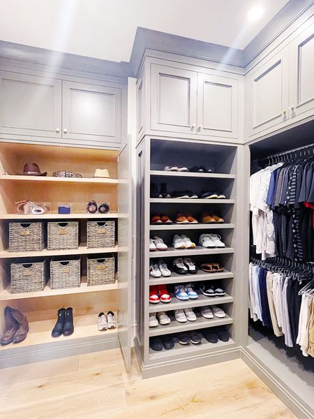 SUMMER IS COMING

Ready or not, Summer is upon us. Get your closet organized prior to to assist in maximizing your wardrobe for the hot months ahead. Short on time, we’re here to help. Contact us via the link in our bio to schedule your in-home organizing consultation. 

#organizedsimplicity #home #organization #professionalorganizers #atlanta #organizedhome #atlantaorganizers #homeorganization #organizing