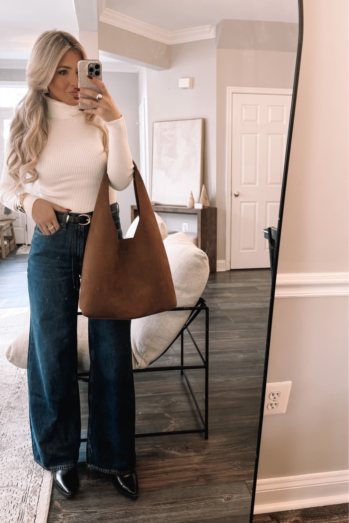 Casual late fall outfit. Grab these jeans!

#LTKFindsUnder100 #LTKStyleTip #LTKSeasonal