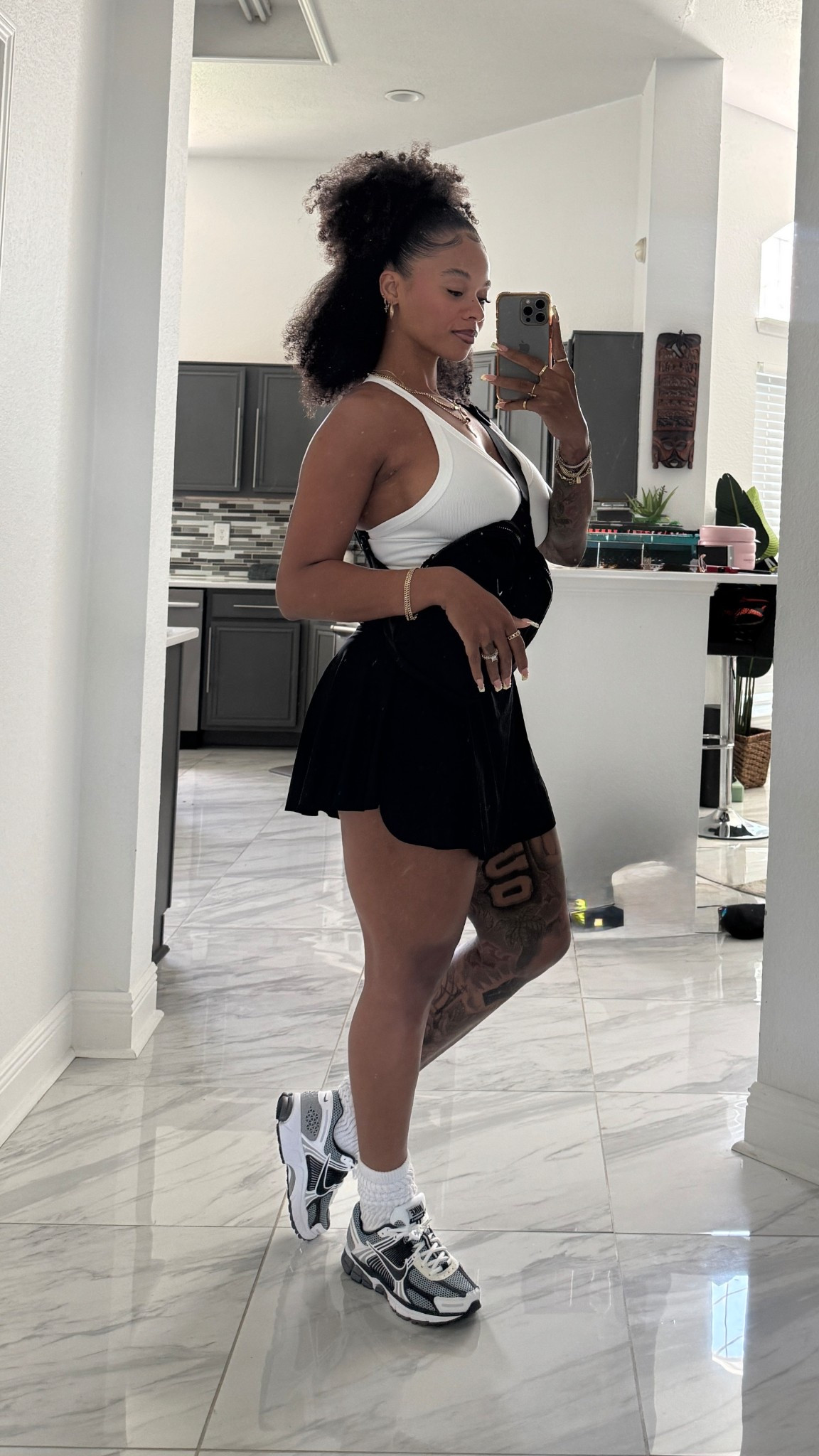 ootd comfy amusement park vibes #nike 

#LTKStyleTip #LTKSaleAlert #LTKActive