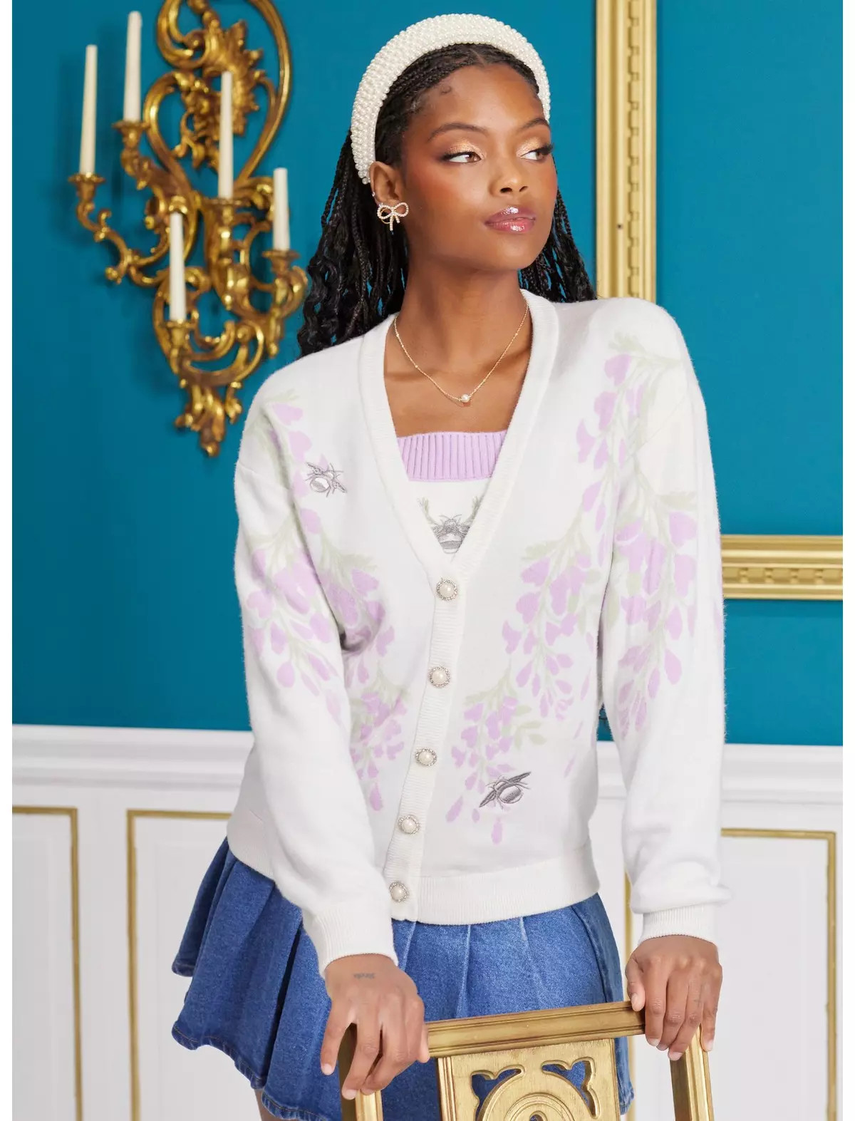 Her Universe Bridgerton Wisteria Girls Cardigan | Hot Topic