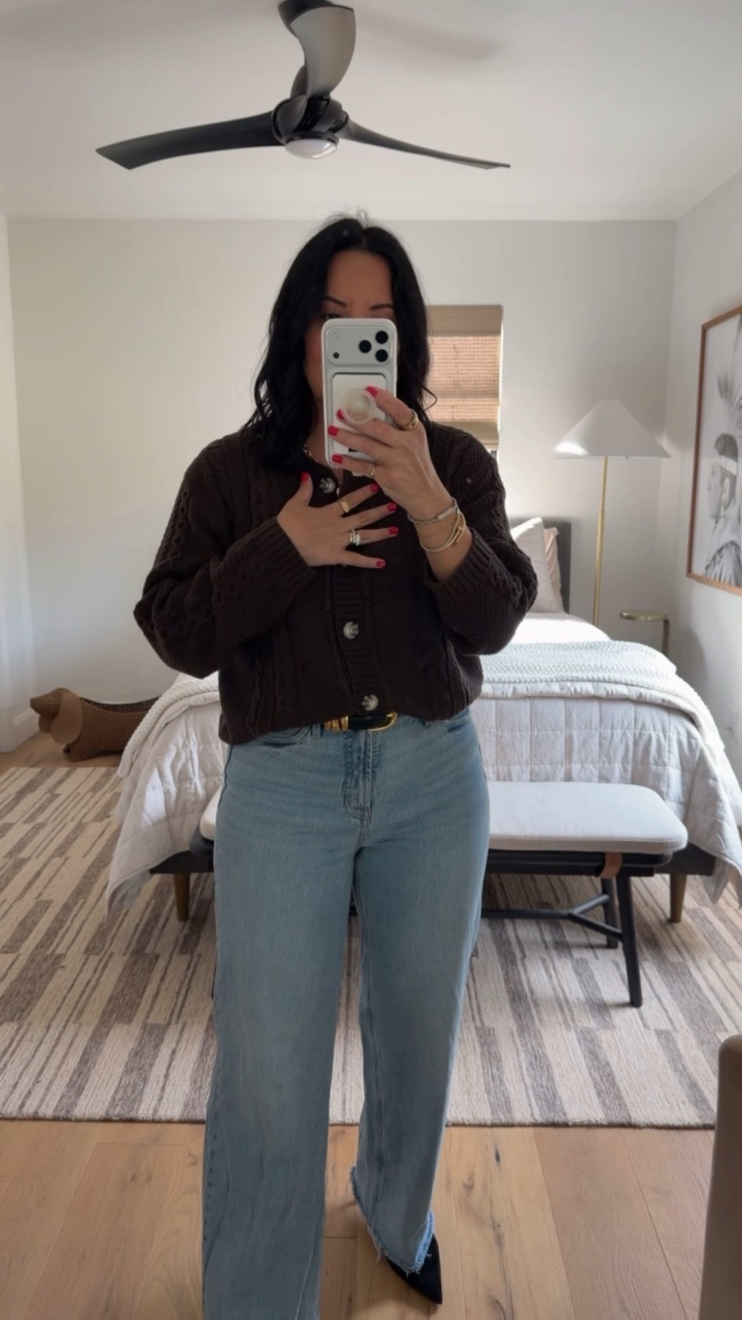 Sweater size large, jeans size 10 (fits tts), boots run small so size up (I’m a 9.5/10 and did a 40.5 in these). 


#LTKMidsize #LTKootd #LTKWorkwear