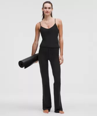 Groove High-Rise Bootcut Pant
Short | lululemon (AU)