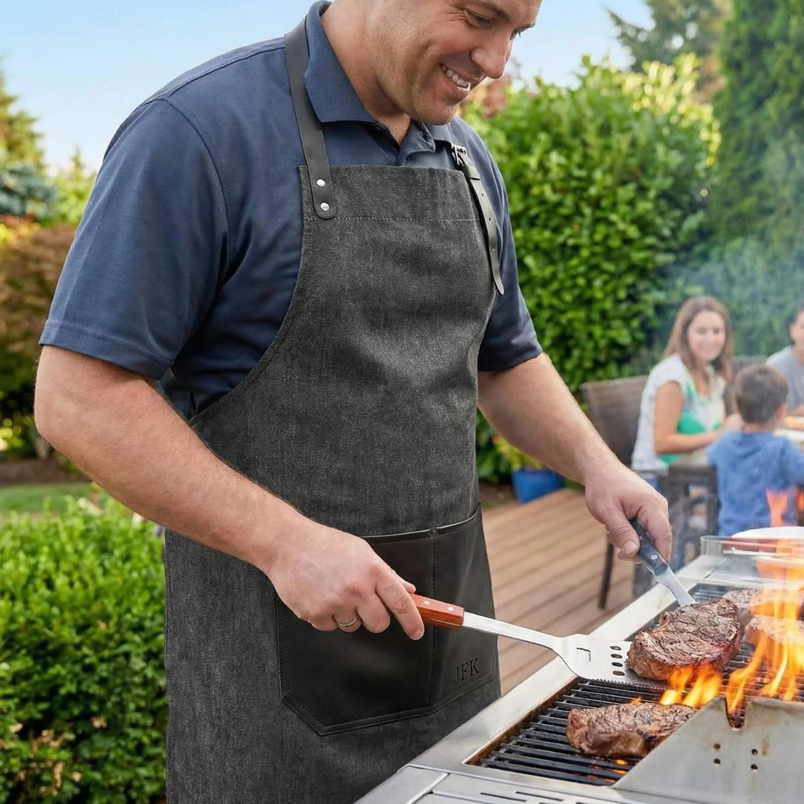 Cedar Grove Chef Apron with Pockets for Cooking & Grilling - Pro Grade | HomeWetBar.com