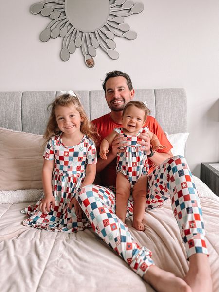 Father’s Day is this weekend & what better way to celebrate than with some matching fits from @dreambiglittleco! The cutest 4th of July prints (which is also coming up so fast 😭) slow down summer!! #dreambiglittleco #dblcpartner #dblcfathersday #fathersday #chicagoblogger #4thofjuly

#LTKBaby #LTKKids #LTKFamily
