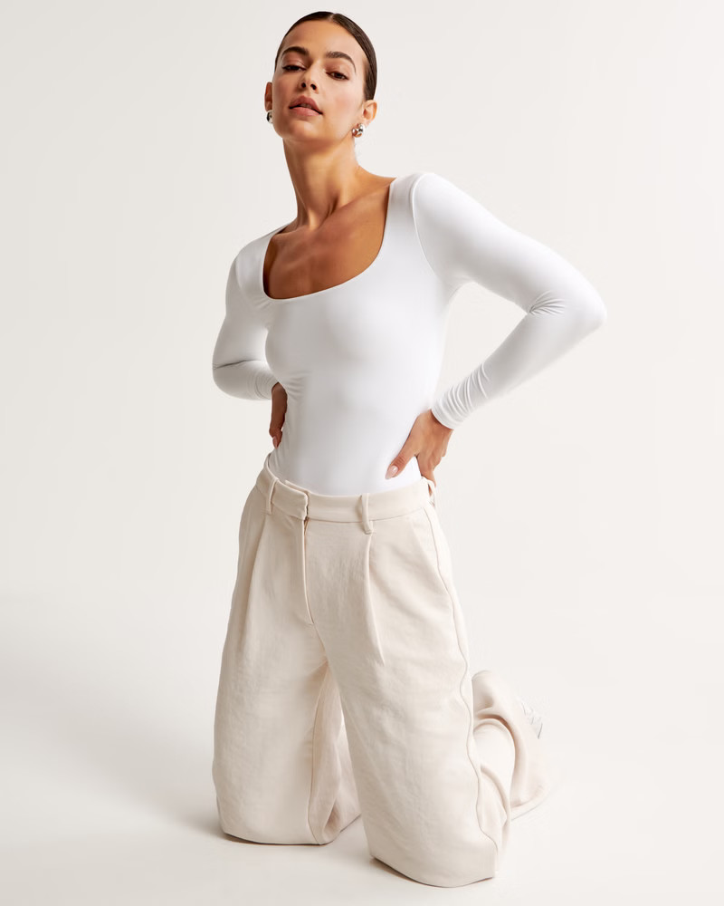 Soft Matte Seamless Long-Sleeve Squareneck Bodysuit | Abercrombie & Fitch (US)