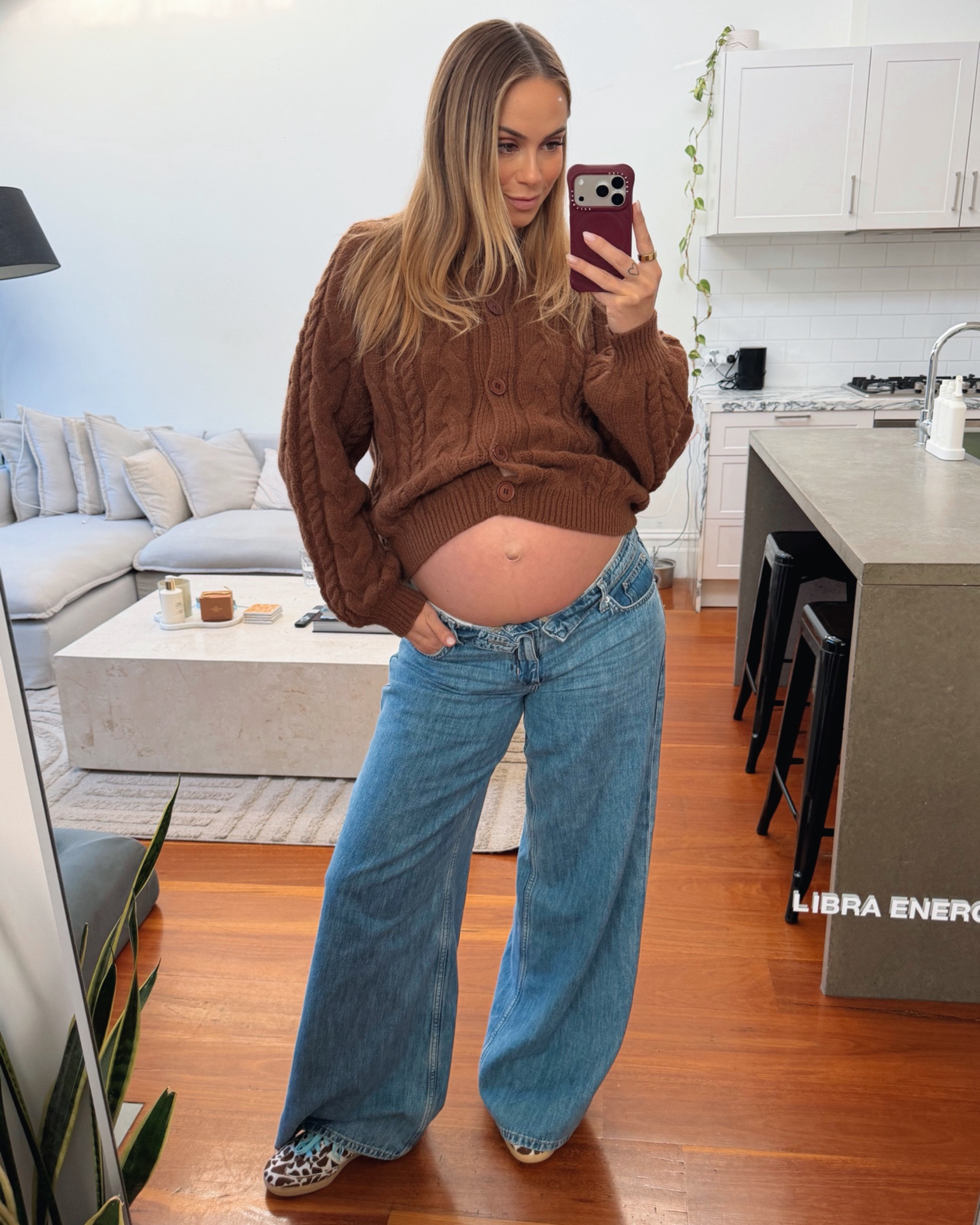 33 weeks and still dressing like me!

#LTKaustralia #LTKautumn #LTKmaternity
