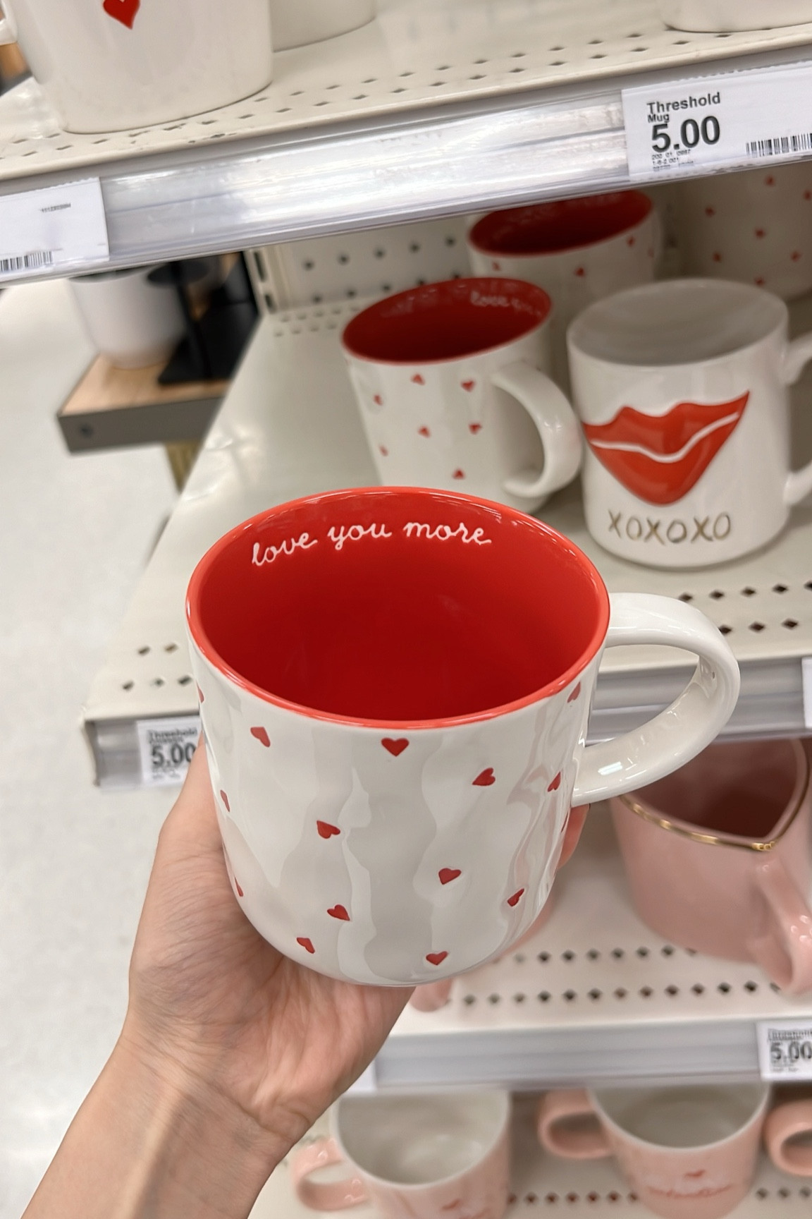 “Love you more” valentine’s day mug from Target!

#valentinesday #kitchen #homedecor #gift #target #apartment #roomdecor #home 


#LTKfamily #LTKhome #LTKwedding