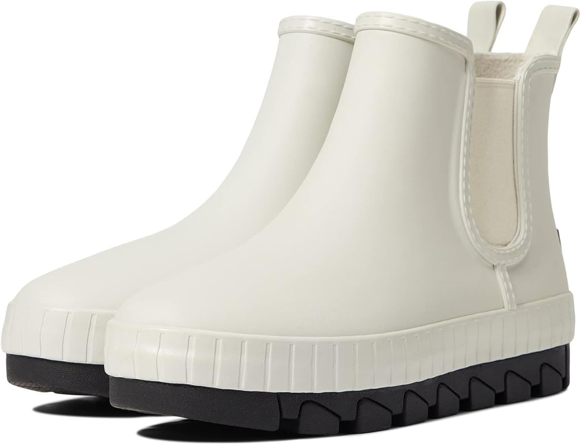 Women's Torrent Chelsea Boot | Amazon (US)