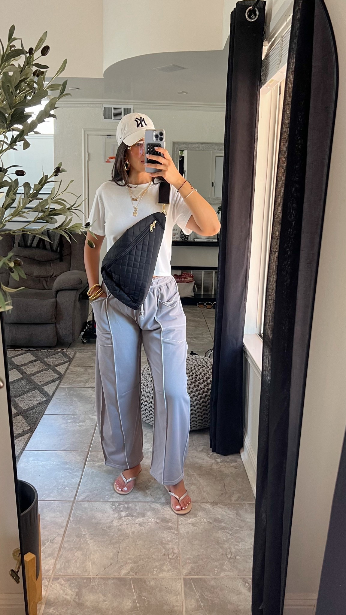 Comfy road trip outfit 


#LTKStyleTip #LTKSeasonal #LTKFindsUnder50