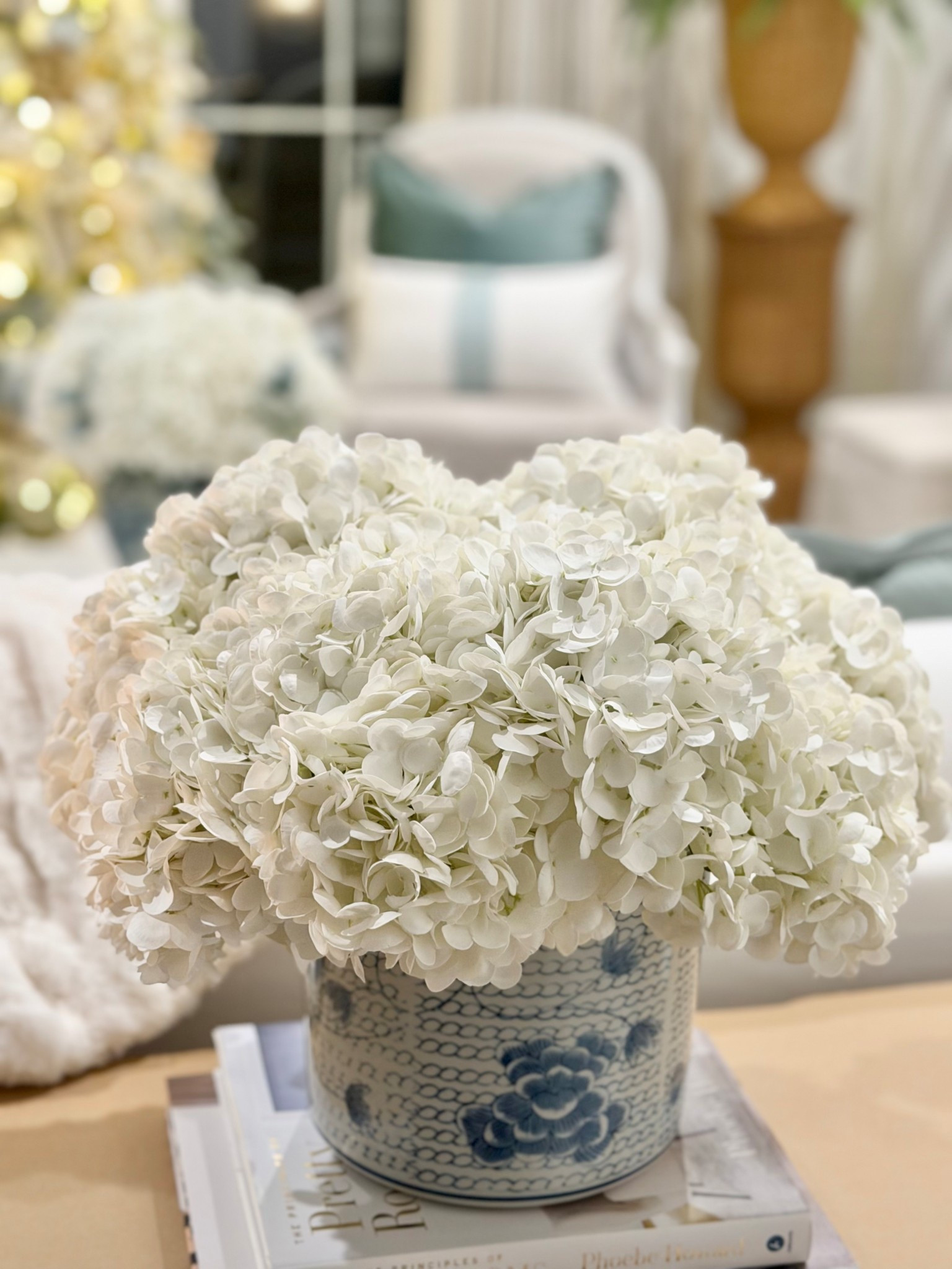 Amazon hydrangeas, realistic faux flowers 