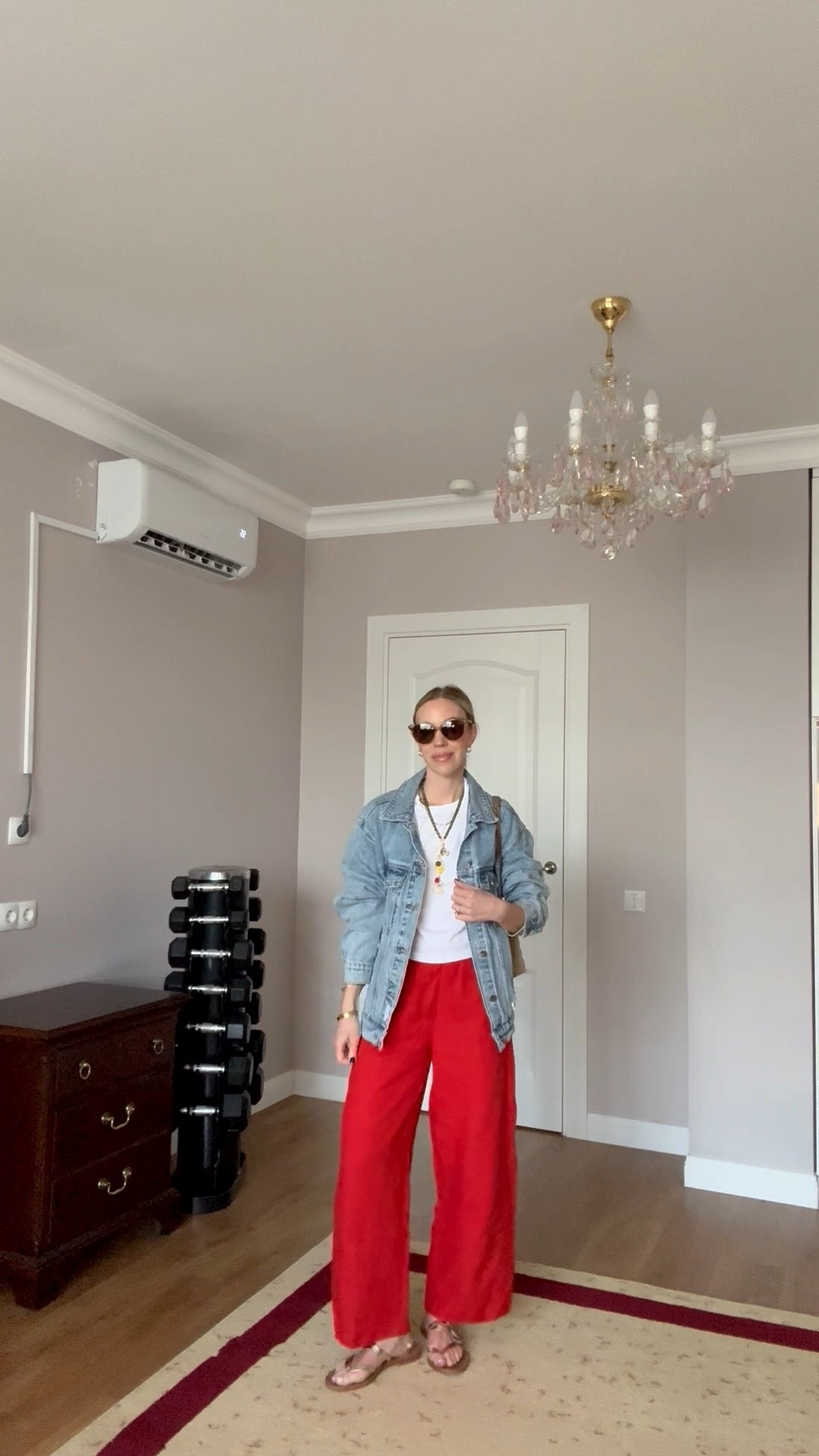 These linen pants are so cute and comfortable! True to size 

Casual summer outfit, red linen pants, cropped white tee, seashell necklace, barrel leg linen pants

#LTKSeasonal #LTKOver40 #LTKSaleAlert