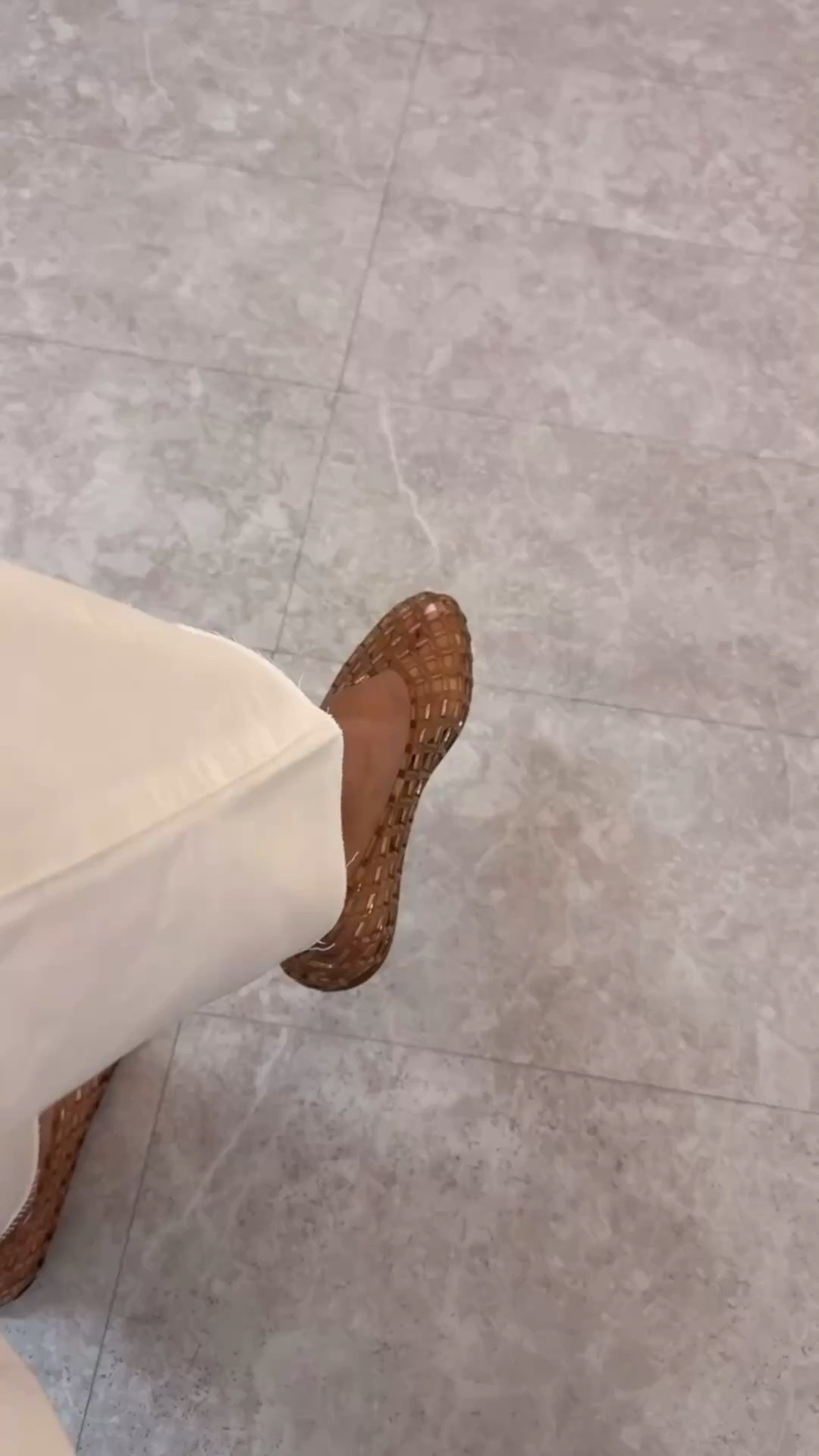 Cute jelly flats 
OOTD 



#LTKgrwm #LTKootd #LTKmomlife