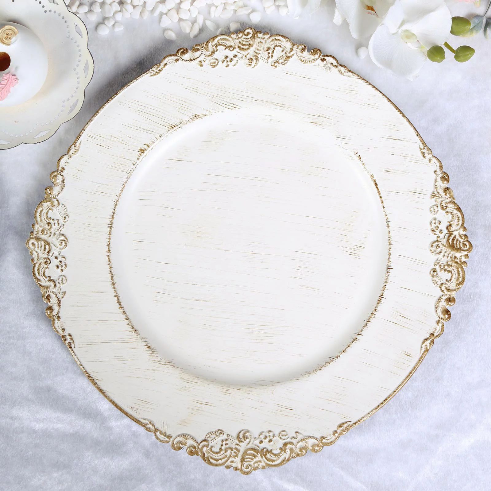 Efavormart 6 Pack White 13" Round Baroque Charger Plates Leaf Embossed Antique Gold Rim for Table... | Walmart (US)