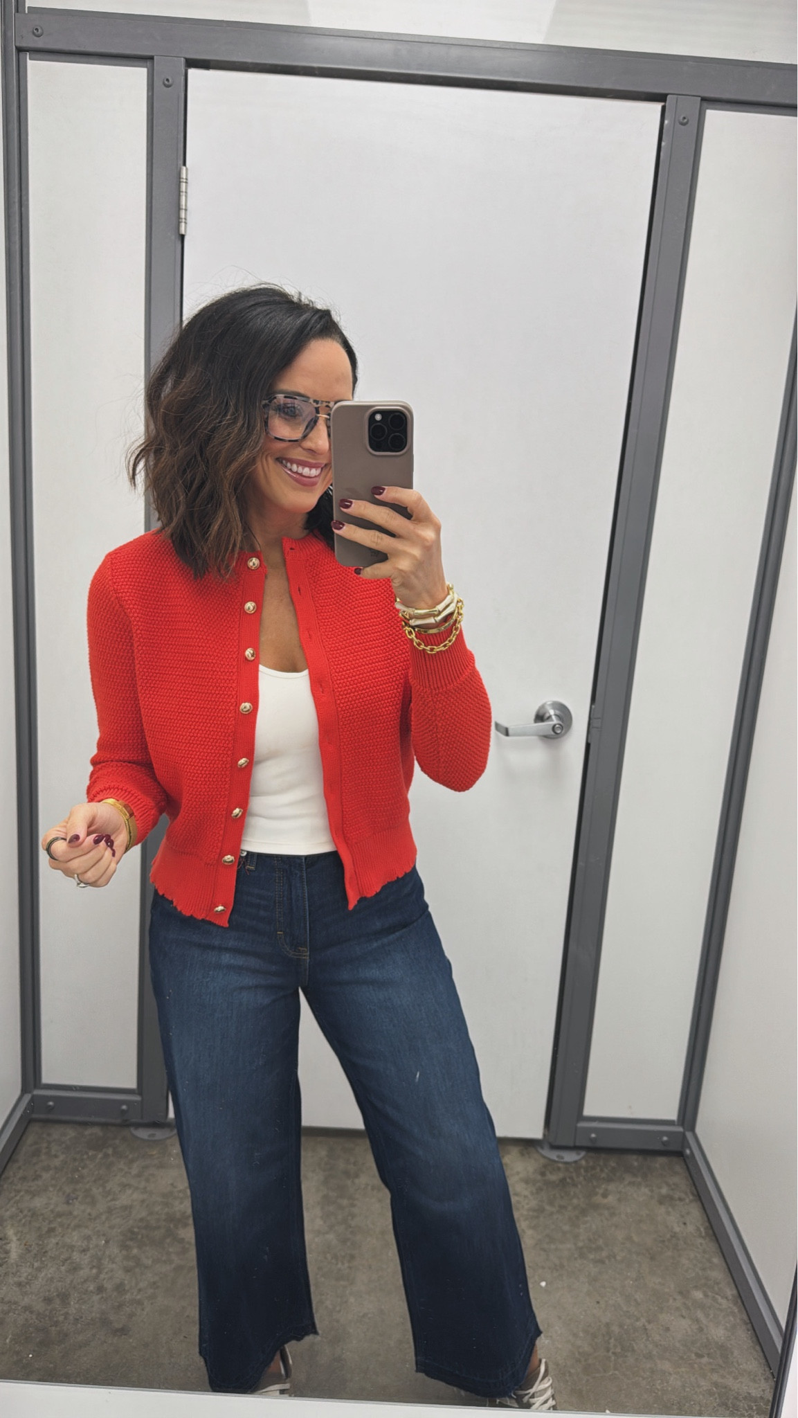 This red cardigan from Walmart is such a pretty statement piece ❤️

The color is so rich and flattering, and the gold buttons give it that elevated, boutique look without the boutique price. It’s one of those versatile pieces you can style so many ways — layered over a basic tank, buttoned up with denim, or dressed up with trousers for a more polished outfit.

Such a good transitional piece for spring or fall and an easy way to add a pop of color to your everyday wardrobe.

Wearing a size small. 

#walmartfashion #walmartfinds #affordablefashion #cardiganstyle #momstyle #everydayoutfits #springlayers

#LTKPetite #LTKmomlife #LTKOver40