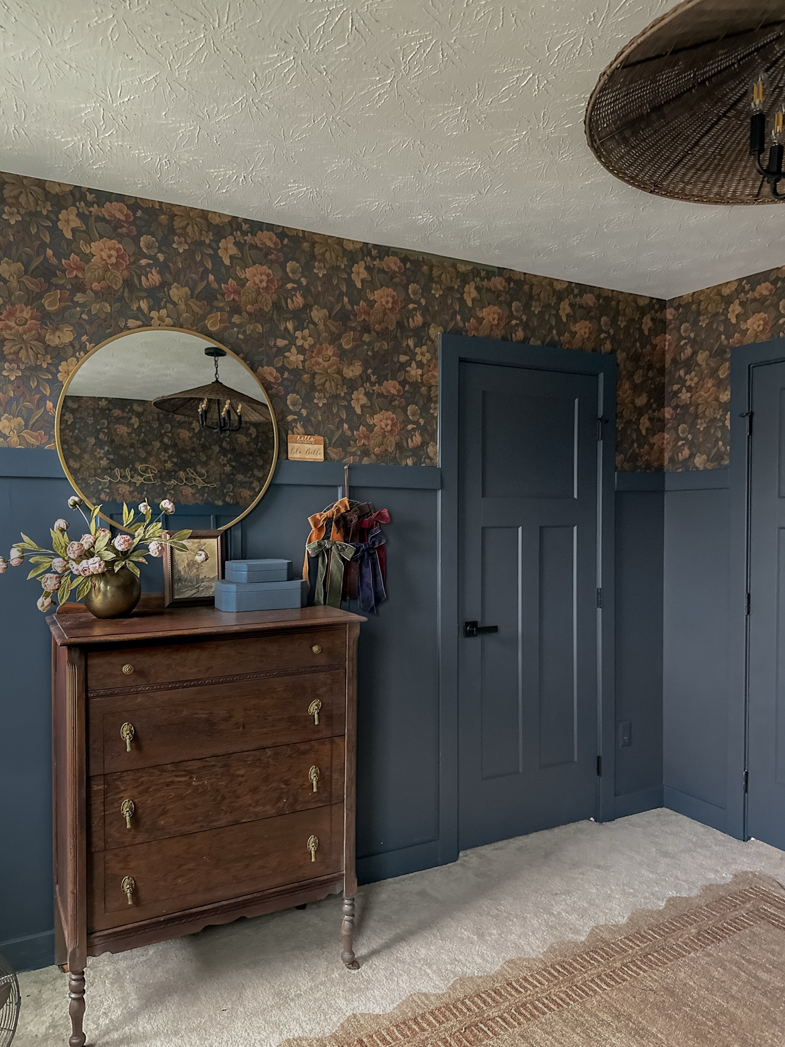 Round brass mirror 

#LTKHome #LTKKids #LTKBaby