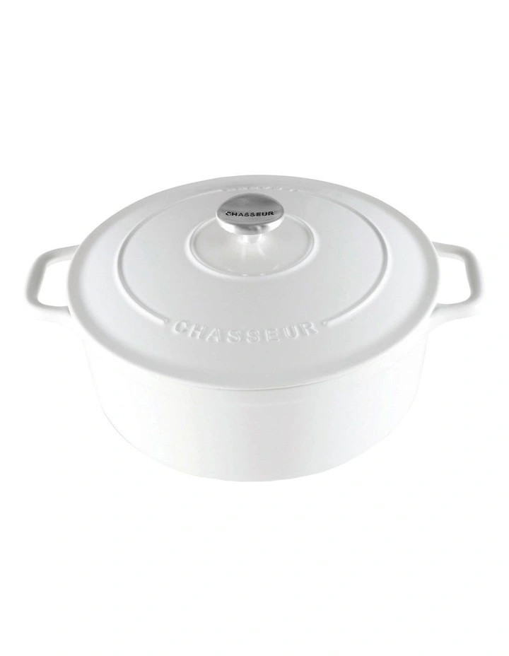 ChasseurRound French Oven 24cm/4 L in Brilliant White | Myer