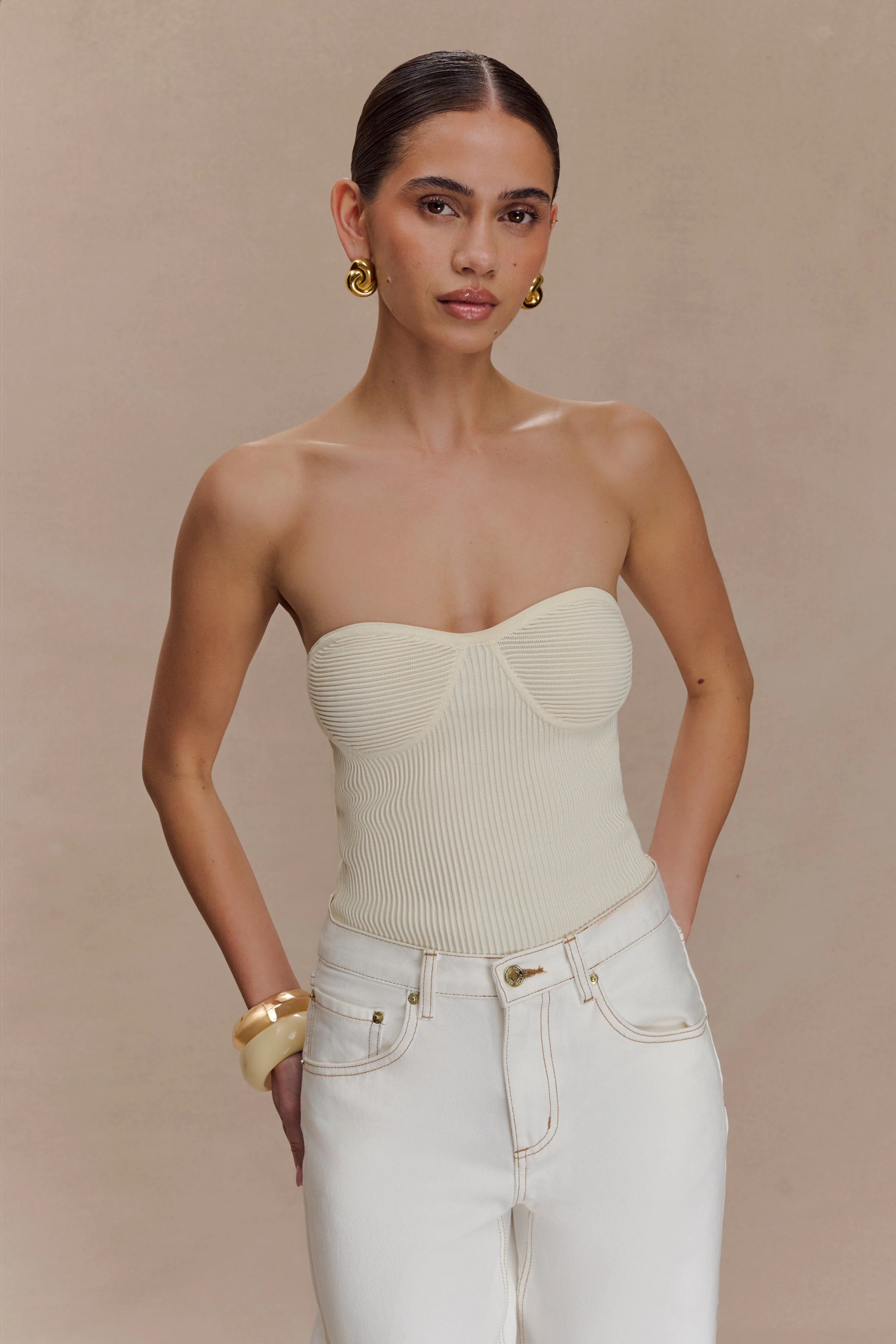 Elodie Strapless Cupped Knit Top - Ivory | MESHKI US