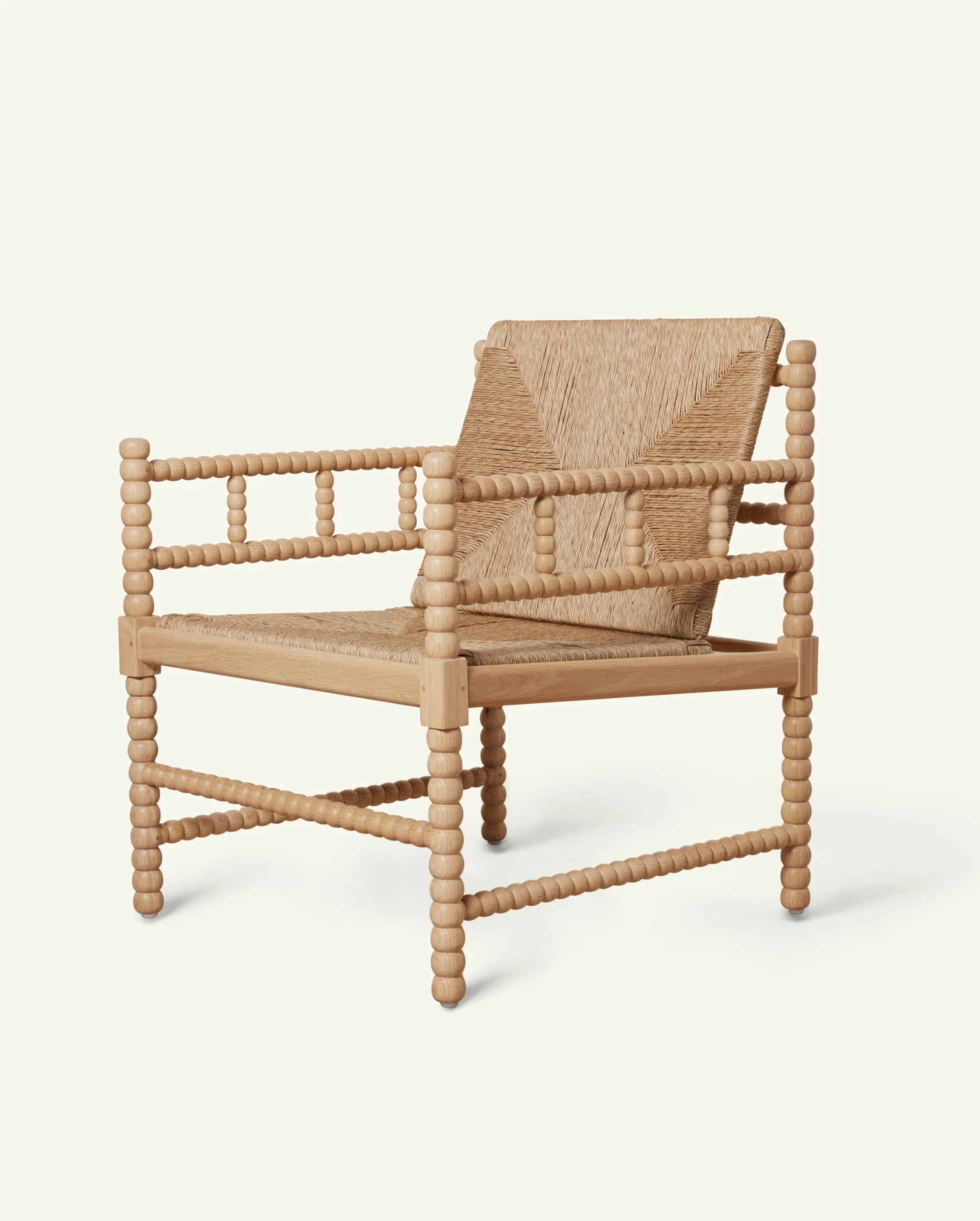 Boble Lounge - White Oak lounge chair with natural rush seating | Häti Home