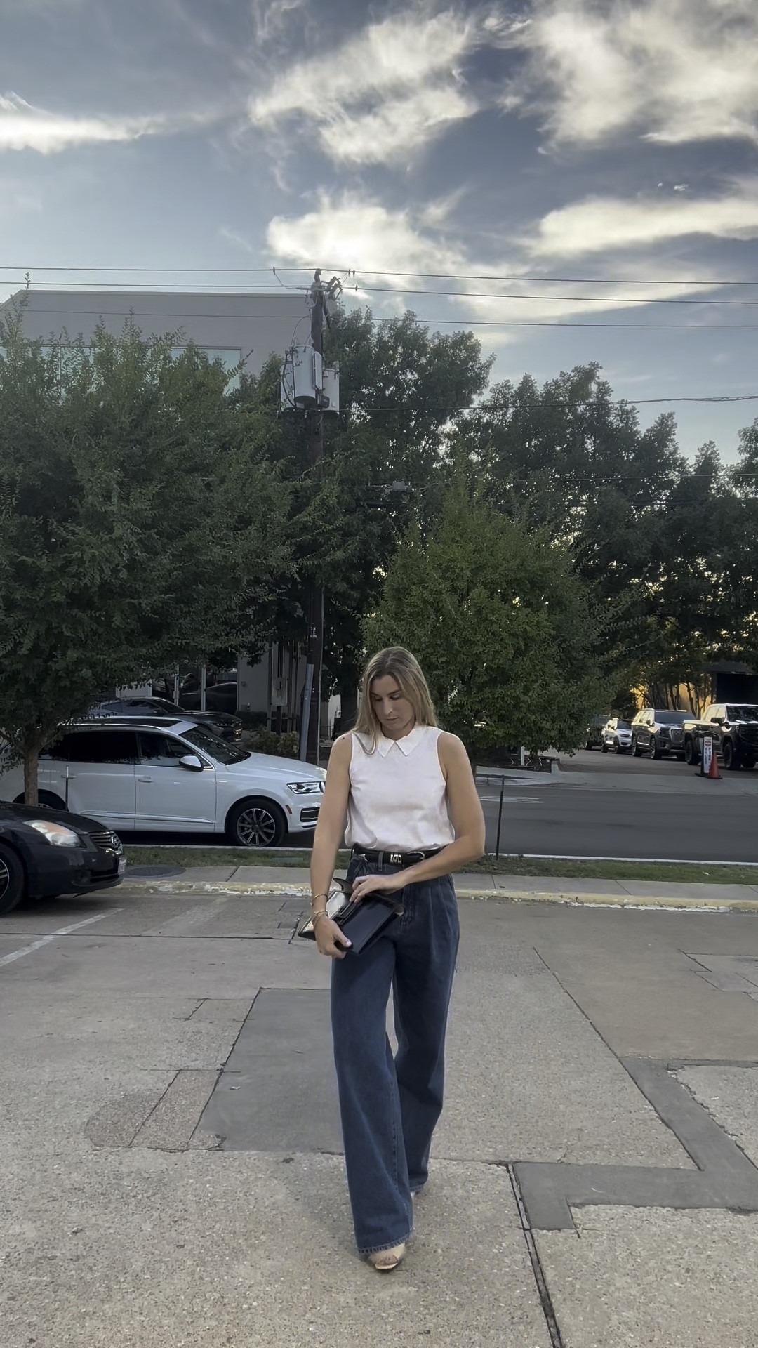 This Madewell belt has become a staple! It’s 20% off and will be a heavy hitter with jeans and a top!

#LTKxMadewell