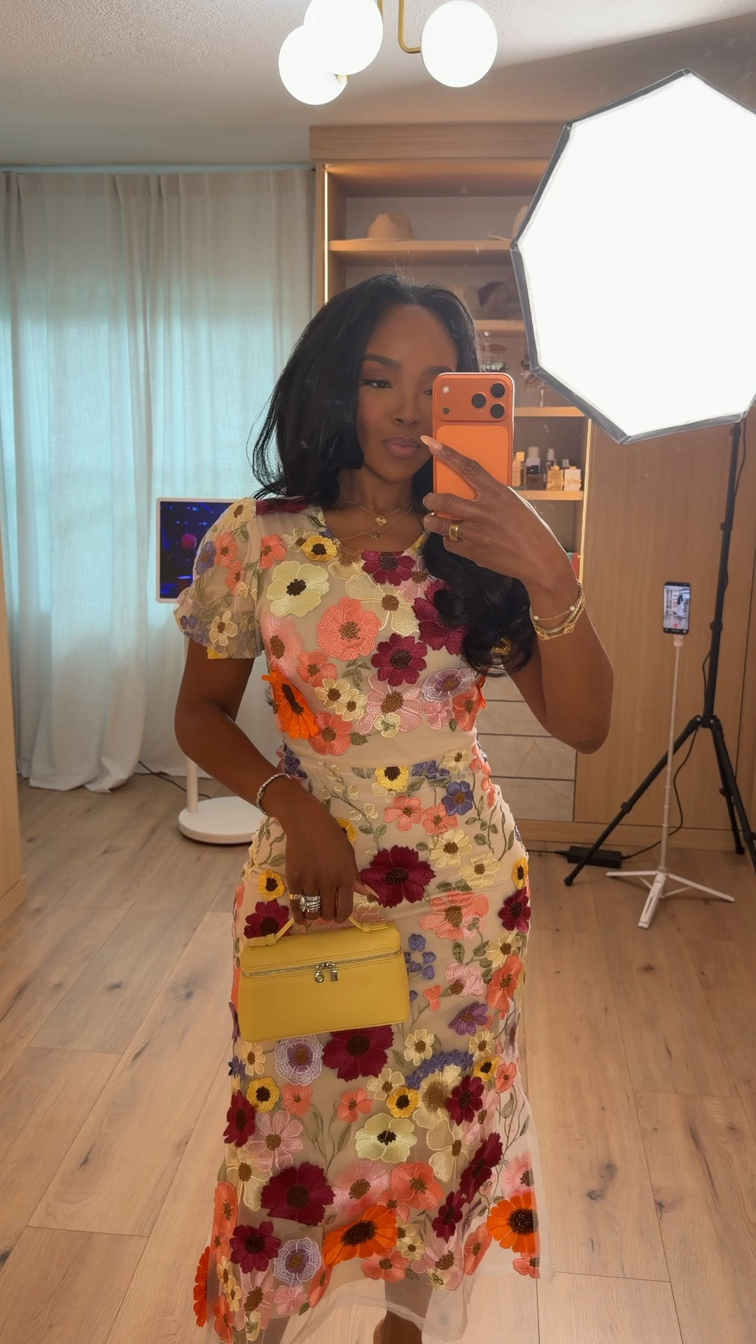 Scroll to shop this floral Easter dress look. Perfect for Easter brunch, spring events, or a garden party.

Measurements: 5'4", 138 lbs, 34D bust, 27" waist, 40" hips