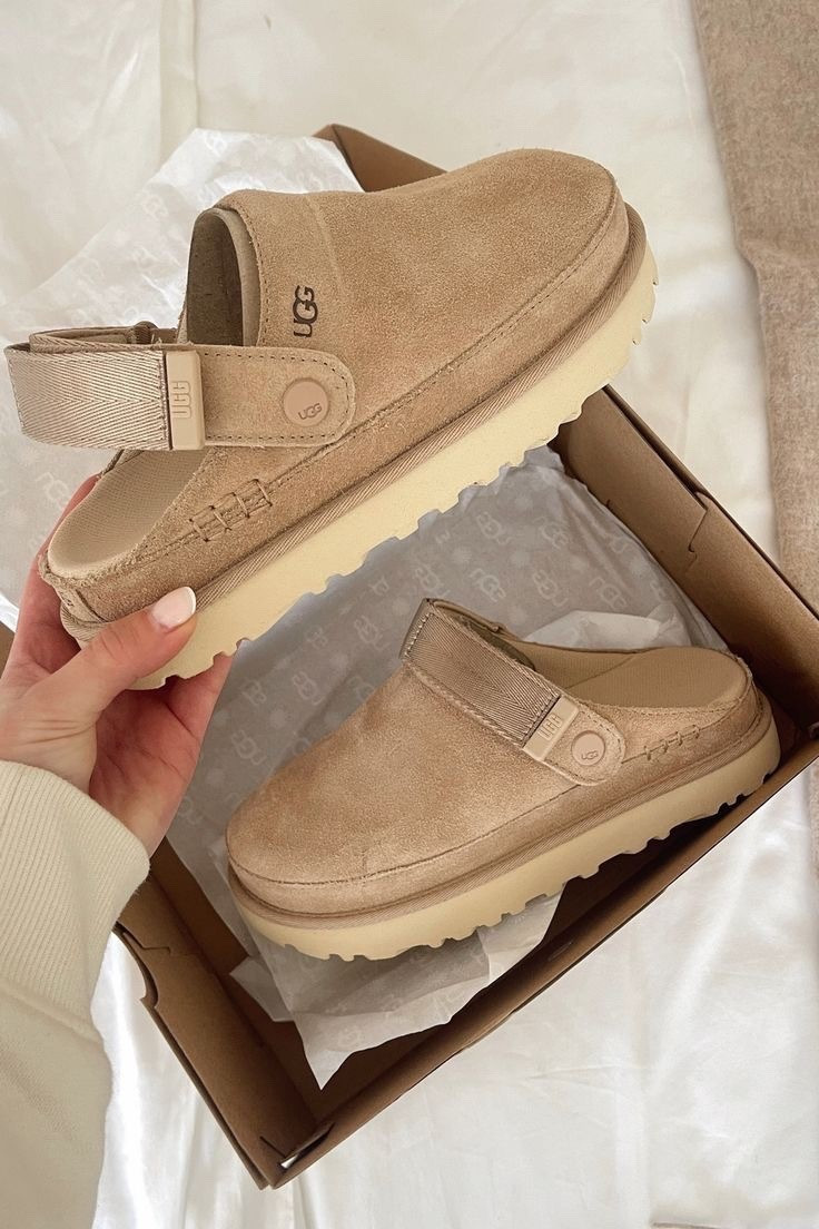 Just scored these for $62.99 & that includes shipping!!! 🤩

#LTKFindsUnder100 #LTKSaleAlert