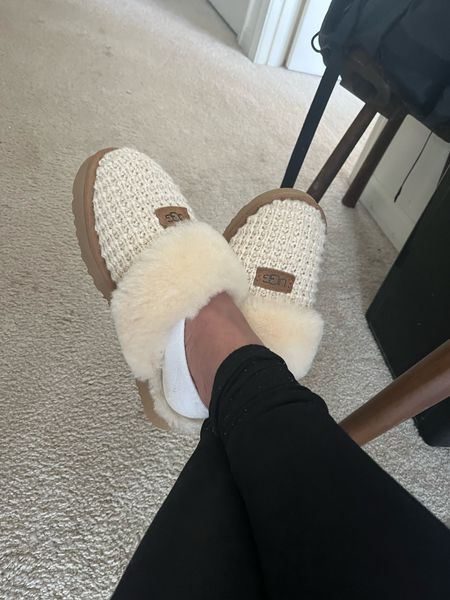 One of my favorite purchases this year so far! Super cozy and warm! Perfect for this chilly weather and especially for all my work from home mamas!

#LTKshoecrush #LTKHolidaySale #LTKSeasonal