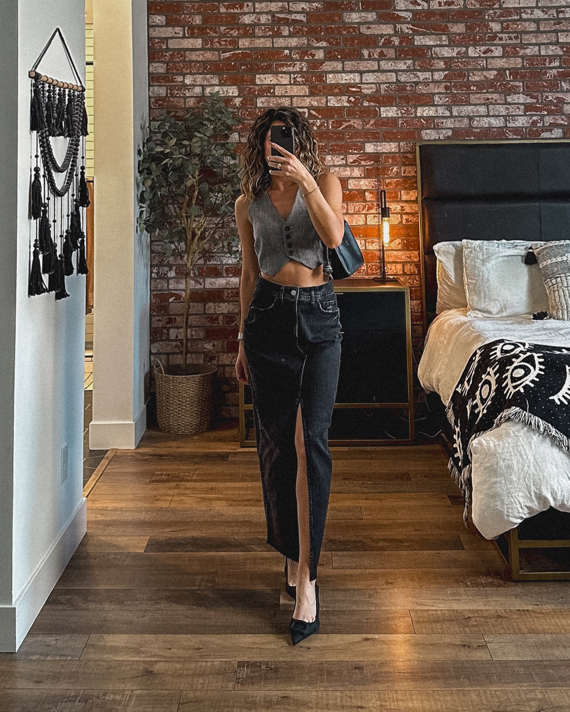 early fall date night/girl’s night out outfit inspiration 🖤

#LTKSeasonal #LTKstyletip #LTKfindsunder100