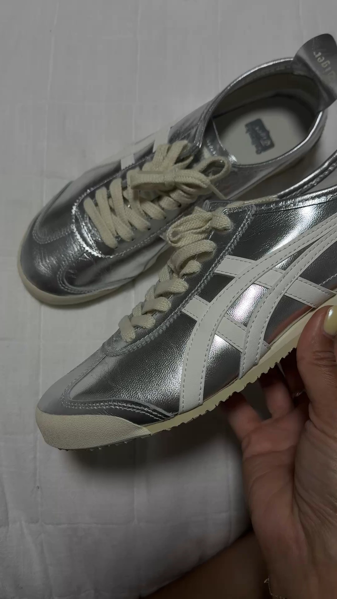 Metallic silver onitsuka tigers

#LTKTravel #LTKWorkwear #LTKootd